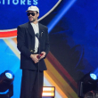 Bad Bunny recibe el premio a mejor canción urbana por "DtMF", en la ceremonia de los Latin Grammy 2025, el jueves 13 de noviembre 2025 en Las Vegas.