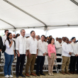 El presidente Luis Abinader junto a otras autoridades en la apertura de la primera fase del proyecto ambiental en el vertedero de Duquesa