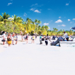 Cifras. El 69.4% de la llegada de pasajeros corresponde a turistas extranjeros y el 30.6% restante a dominicanos residentes en el exterior.
