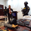 Ocupan armas de alto calibre más de 4 millones de pesos, 17 mil dólares y miles de municiones.

Fotos: Comunicaciones DNCD.