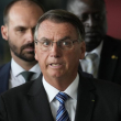 El expresidente de Brasil Jair Bolsonaro pronuncia un discurso desde la residencia oficial del Palacio Alvorada, el martes 1 de noviembre de 2022, en Brasilia.
