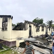 La parte incendiada de la escuela en Mahdia, Guyana, el 22 de mayo de 2023. Foto proveida por el Departamento de Información Pública de Guyana.