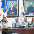 Ministro de Educación, Ángel Hernández, junto a otras autoridades del Ministerio de Educación, durante la presentación de los resultados obtenidos en la "Evaluación Diagnóstica Nacional 2022".