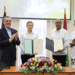 Acuerdo firmado por los cancilleres, Roberto Álvarez, de República Dominicana, y Hugh Hilton Todd, de Guyana en presencia de los presidentes de ambos países, Luis Abinader y Mohamed Irfaan Alí.