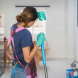 Ayer, el presidente Luis Abinader reiteró su compromiso de mejorar las condiciones laborales de las trabajadoras domésticas.