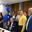Ramfis Trujillo junto a miembros de su partido