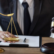 EL Tribunal anuló el artículo 767 del Código Civil, que dispone los bienes constitutivos de una sucesión sólo pertenecen al cónyuge que sobreviva, si el difunto no deja hijos ni parientes en grado hábil de herencia.