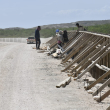 Trabajos de construcción del muro que divide a Haití y República Dominicana