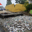 Montones de basura arrastró ayer la cañada de Guajimía que bordea una amplio sector de la prolongación 27 de Febrero y desemboca en el río Haina.