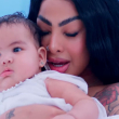 Yailin "La más viral" junto a su hija en su nuevo video musical.