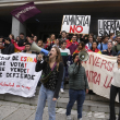 protestan contra el acuerdo de amnistía del primer ministro interino de España, Pedro Sánchez