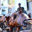 Cerdo asado en uno de los puestos de venta en el Gran Santo Domingo.