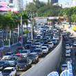 Los taponamientos del tránsito son un factor causante de las situaciones de entrés que afecta a miles de ciudadanos dominicanos.