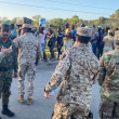 Fotografía muestra a los militares estadounidenses junto a dominicanos en su visita a la frontera con Haití por Dajabón.