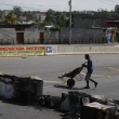 carretera establecido por pandillas en Puerto Príncipe
