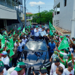 El exmandatario encabezó una caravana por las calles de La Vega