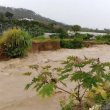 El río La Descubierta se desbordó e inundó predios agrícolas en zonas de Constanza.