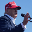 El expresidente de EE.UU., Donald Trump, habla en un mitin de campaña en Chesapeake, Virginia, el viernes 28 de junio de 2024