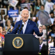 El presidente estadounidense Joe Biden habla ayer durante un mitin de campaña en Raleigh, Carolina del Norte.