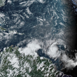 Esta imagen de la Oficina Nacional de Administración Oceánica y Atmosférica (NOAA, por sus siglas en inglés), tomada el sábado 29 de junio de 2024 a las 4:20 de la tarde, muestra al huracán Beryl sobre el océano Atlántico, mientras se dirige hacia el sureste del Caribe