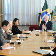 El presidente Lula tiene previsto invitar al expresidente boliviano Evo Morales a Brasilia para discutir la situación boliviana, según fuentes de la presidencia brasileña.