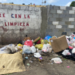 Montones de basura se observan en sectores de la provincia Santo Domingo.