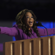 Oprah Winfrey habla durante la Convención Nacional Demócrata