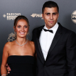 El centrocampista español del Manchester City, Rodri, y su pareja Laura Iglesias