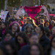 manifestación antes del Día Internacional para la Eliminación de la Violencia contra la Mujer