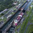 Un buque de carga atraviesa las Esclusas de Agua Clara del Canal de Panamá en Colón, Panamá, el 2 de septiembre de 2024. El presidente de Panamá, José Raúl Mulino, afirmó el domingo 22 de diciembre de 2024 que el Canal de Panamá seguirá siendo panameño, en respuesta a las declaraciones del presidente electo de Estados Unidos, Donal Trump, sobre la posibilidad de pedir que se devolviera el Canal a Estados Unidos.