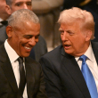 El expresidente estadounidense Barack Obama habla con el presidente electo Donald Trump