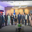 La representante también se encontraba acompañando al canciller, Musalia Mudavadi, y otros funcionarios del Gobierno de Kenia, quienes tuvieron una reunión a puertas cerradas con el presidente del Senado dominicano, Ricardo de los Santos.<br /><br />https://listindiario.com/la-republica/congreso/20250512/senadora-kenia-sobre-situacion-rd-haiti-gobierno-dominicano-buen-vecino_857388.html
