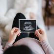 La reproducción asistida ha permitido a miles de hombres y mujeres tener la oportunidad de convertirse en padres y completar sus familias.