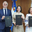 El ministro de Educación, Luis Miguel De Camps, la presidenta ejecutiva del Conani, Ligia Jeanette Pérez Peña y la primera dama Raquel Arbaje.