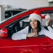 Durante las Fiestas y vacaciones navideñas, unas semanas ajetreadas e intensas, aumentan los desplazamientos en coche.