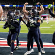 Varios de los jugadores de los Seahawks celebran luego de conquistar el super bowl de este año