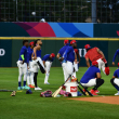 Jugadores dominicanos concentrados en el Estadio Quisqueya, donde realizaron su primera práctica en el país entre la tarde y la noche del lunes 2 de marzo de 2026