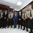 Desde la izquierda, el oficial naval y auditor del CESEP, Anthony Espinal; el periodista Sauro Scalella; el capitán Luis Federico Martínez, director de operaciones; el director del Listín, Miguel Franjul; el experto Luis Musolino; el contralmirante Segundo Ventura García, director del CESEP; y el capitán de navío Francisco Sánchez Tapia, inspector general del CESEP.