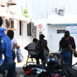 Pacientes que acuden al Hospital Salvador B. Gautier se quejan del deterioro que exhibe su infraestructura.