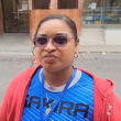 Brijida María Ulloa denunció que una clínica en La Vega no quiere llegar a un acuerdo de pago y entregarle una hija que se encontraba ingresada afectada de salud.
