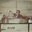 Radhamés Aracena, propietario y fundador de la emisora HIAW Radio Guarachita, en los años 60.