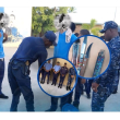 Algunas de las armas blancas y otros objetos incautados durante operativos realizados en diferentes escuelas de la Regional 03-Azua.