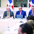 El ministro de Hacienda y Economía aseguró a los legisladores que el proyecto no contempla tocar el ITBIS ni afectar a las mipymes.