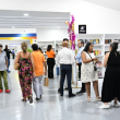 Los visitantes encuentran las más diversas ofertas.