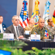 Presidente Luis Abinader y el ministro de Defensa, teniente general Carlos Antonio Fernández Onofre.