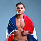 Sebastián Mencía hará su debut profesional el próximo sábado en la cartelera de despedida de año de la empresa.