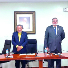Miembros de la Junta Electoral de Santiago junto al presidente de la entidad, Haime Thomas Frías Carela.