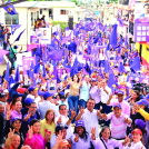 Miles de simpatizantes de Abel Martínez marcharon en apoyo a su candidatura.