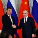En su visita, Vladimir Putin también se reunirá con el primer ministro Li Qiang y viajará el viernes a la ciudad de Harbin, en el noreste, para una exposición de comercio e inversión.
