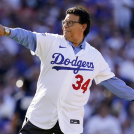 El ex lanzador de los Dodgers de Los Ángeles, Fernando Valenzuela